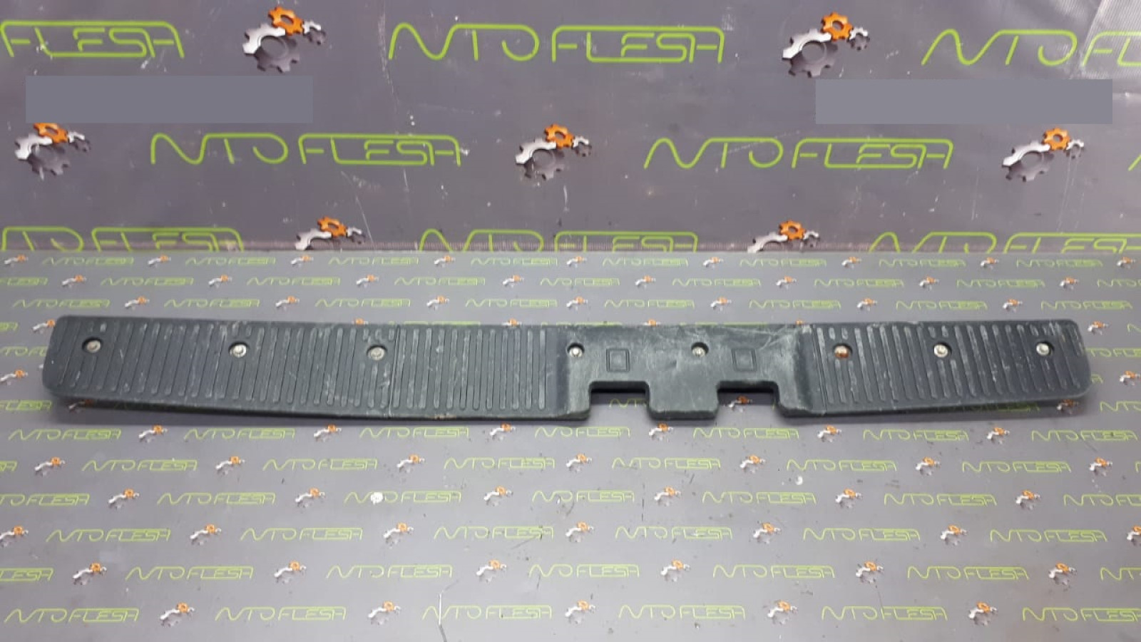 Б/у накладка порога багажника 7701706715, 8200096172 для Renault Kangoo