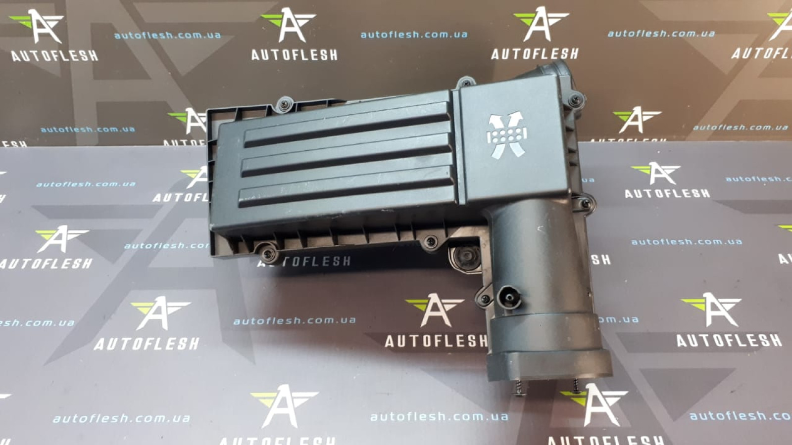 Б/у корпус воздушного фильтра 3C0129607AQ, 3C0129601BD для Audi/ Seat/ Skoda/ Volkswagen Б/у корпус воздушного фильтра 3C0129607AQ, 3C0129601BD для Audi/ Seat/ Skoda/ Volkswagen