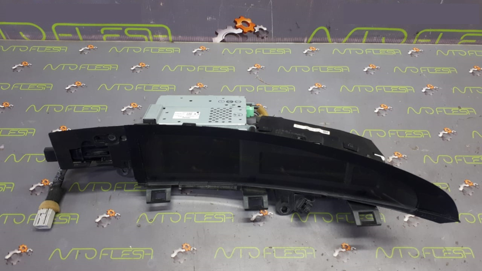 Б/у информационная панель/ дисплей навигации 4682008984, BBP35571XE для Mazda 3