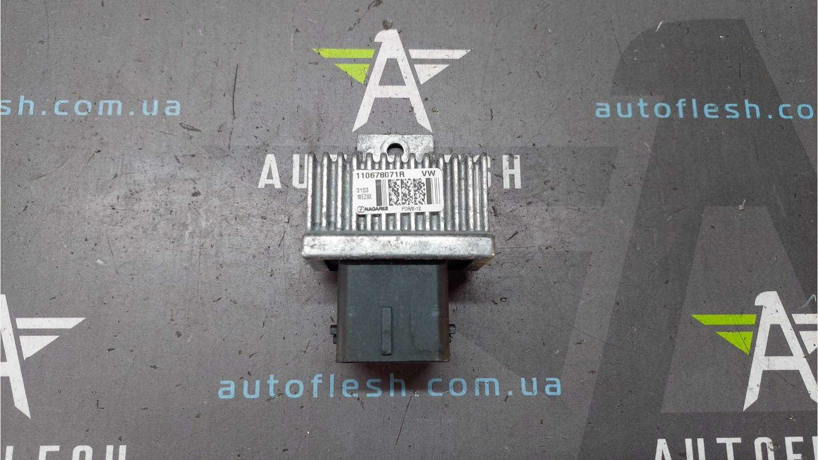 Б/у реле свечей накала 110678071R для Dacia/ Infiniti/ Mercedes/ Nissan/ Opel/ Renault