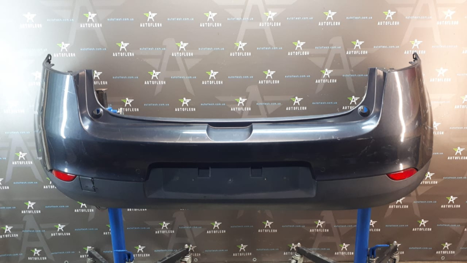 Б/у бампер задний в сборе 850220009R, 850B20001R для Renault Megane III хэтчбек