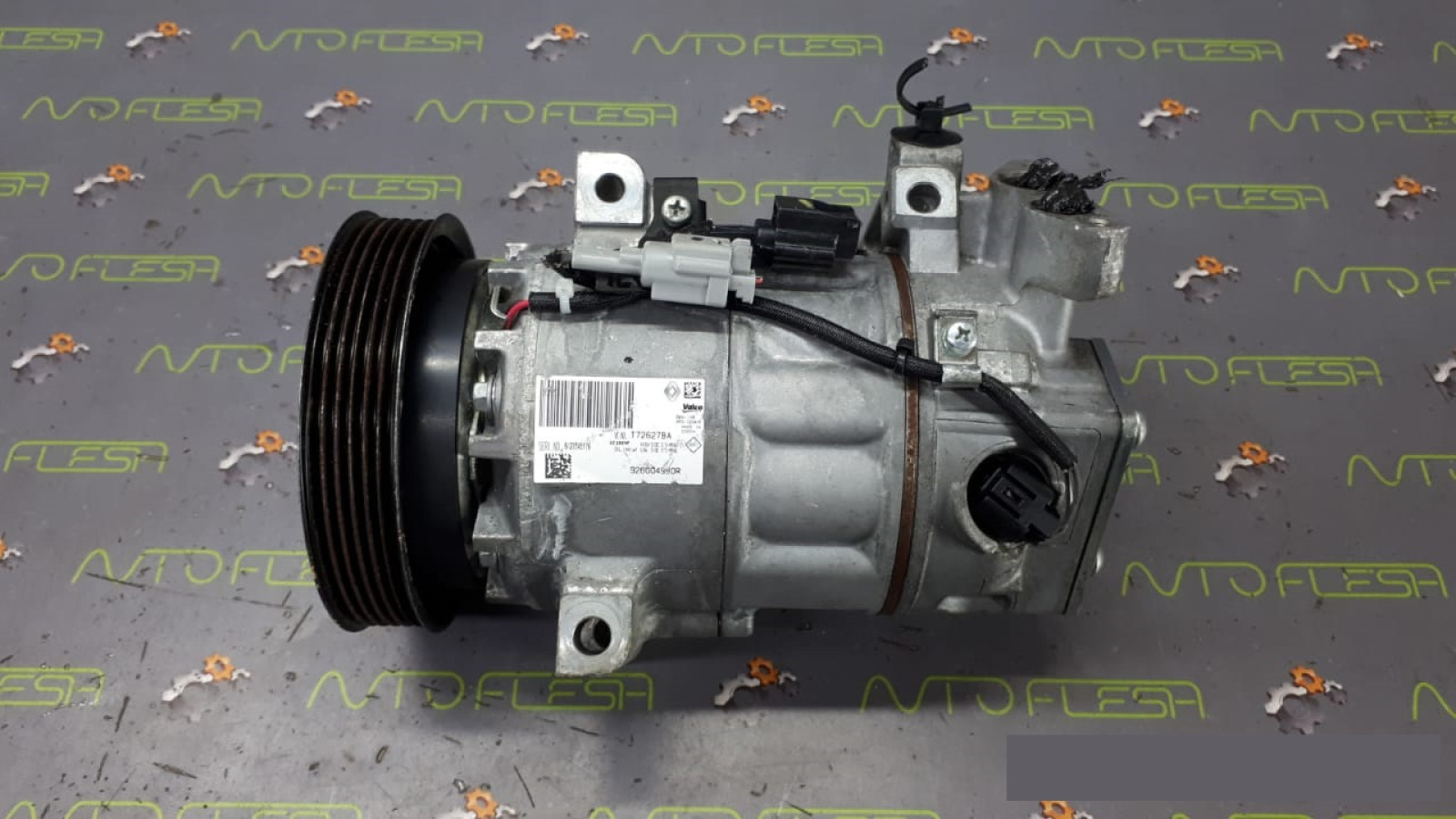 Б/у компрессор кондиционера 926004990R, 1.5 dCi для Renault Captur/ Clio IV Б/у компрессор кондиционера 926004990R, 1.5 dCi для Renault Captur/ Clio IV