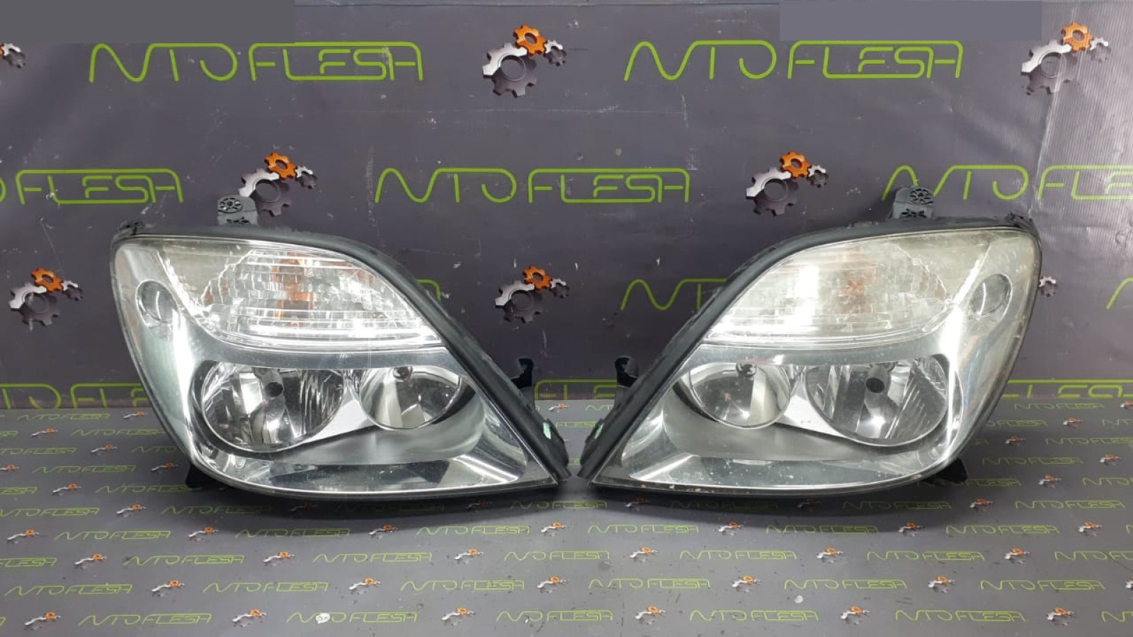 Б/у фара передняя/ фары 7700432097, 7700432098 для Renault Scenic I