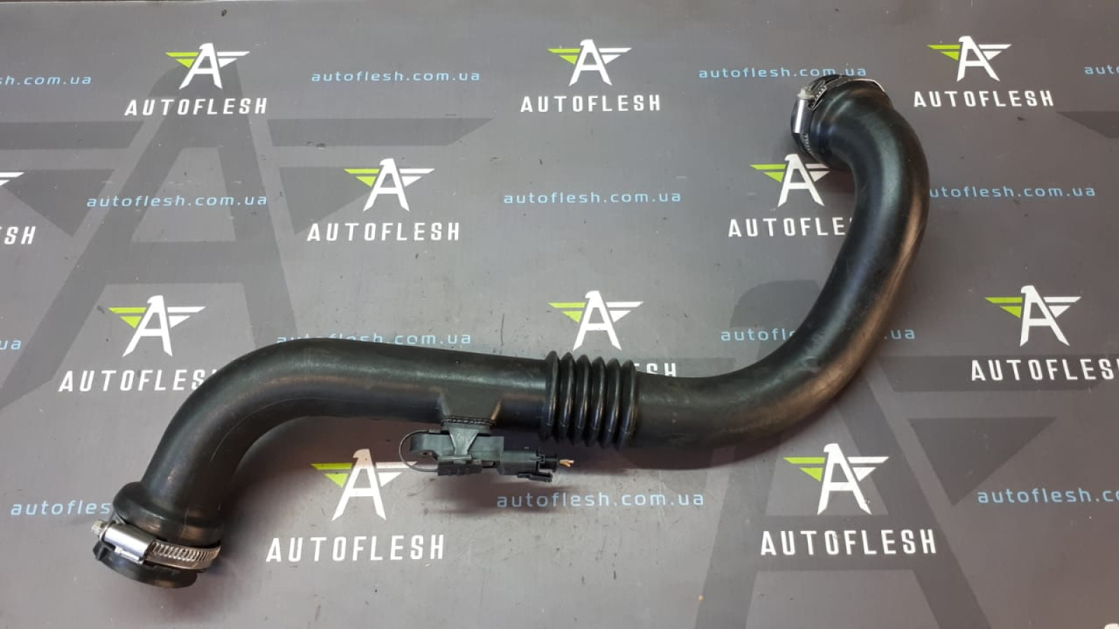 Б/у патрубок интеркуллера 8200201617/ 8200363471, 1.9 dCi для Renault Megane II/ Scenic II