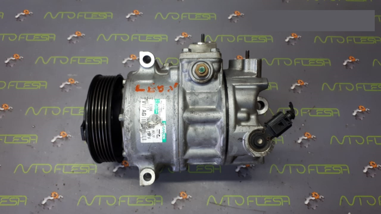 Б/у компрессор кондиционера 1K0820859F Sanden для Audi/ Seat/ Skoda/ Volkswagen