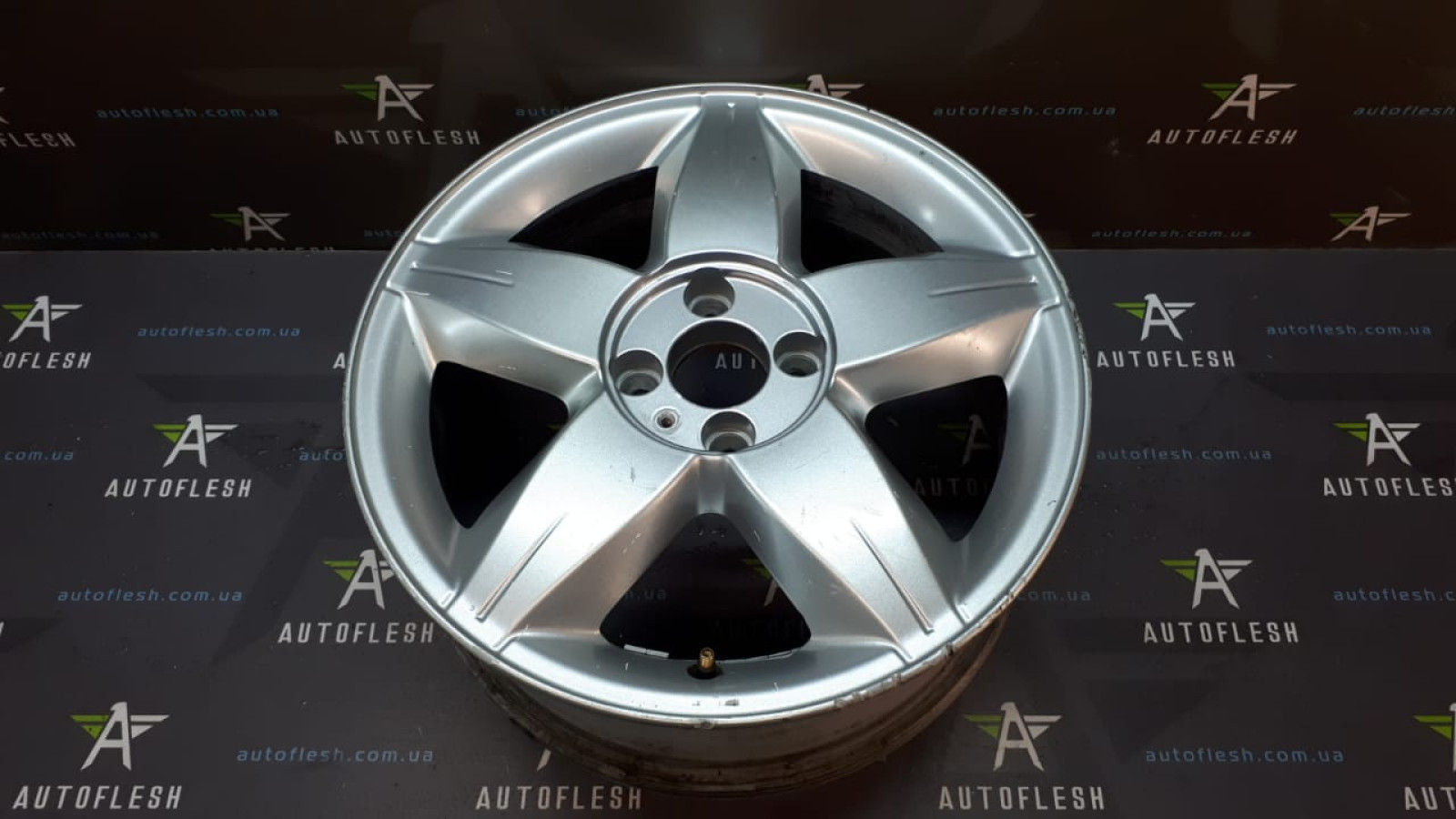 Б/у диск 8200446194, 6.5Jx16/ ET49, разболтовка 4x100 Tuxedo для Renault Megane II/ Scenic II