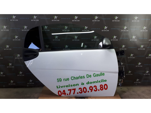 Б/у рама двери правая/ каркас двери A4517210200 для Smart ForTwo Coupe