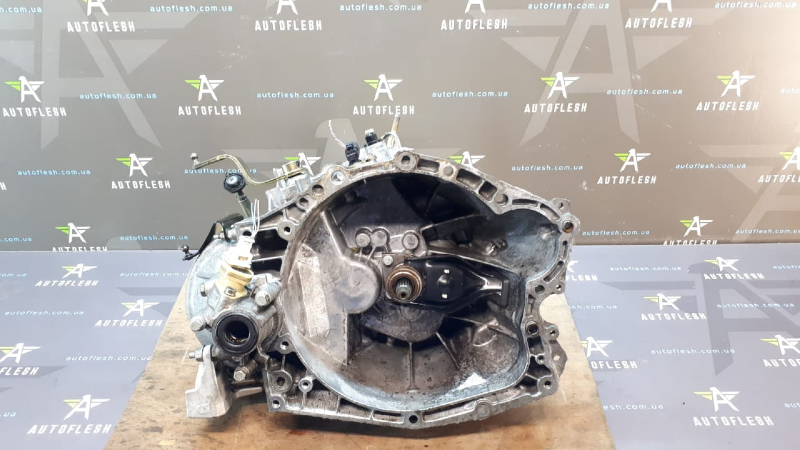 Б/у КПП/ коробка передач 20DM52, 2.0 HDI для Citroen Berlingo/ Peugeot Partner