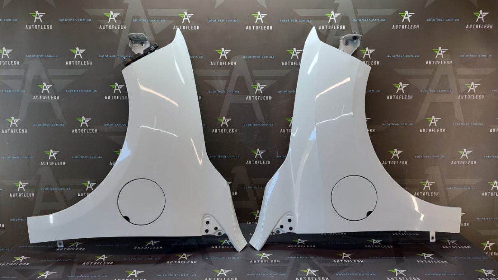 Б/у крыло переднее 631001150R, 631007555R для Renault Fluence Z.E.