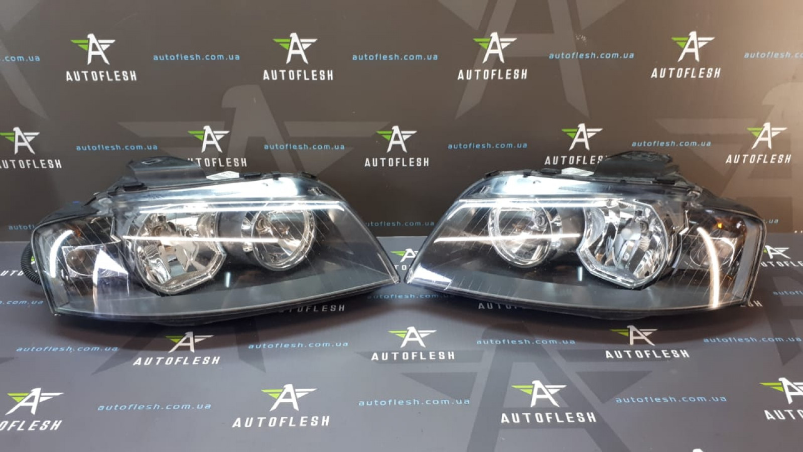 Б/у фара левая/ правая 8P0941003K, 8P0941004K для Audi A3
