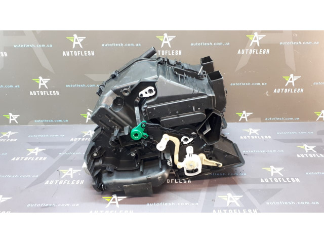 Б/у корпус печки/ испаритель/ радиатор печки 272700005R, CT1004825M, F670213F для Renault Scenic III