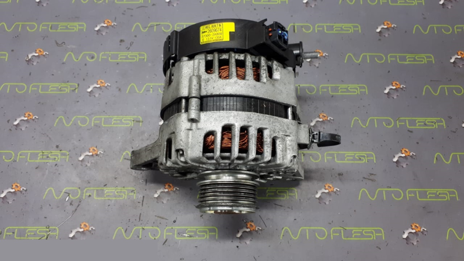 Б/у генератор 373002A800, 2609674, 13.5 V/ 130A для Hyundai/ KIA