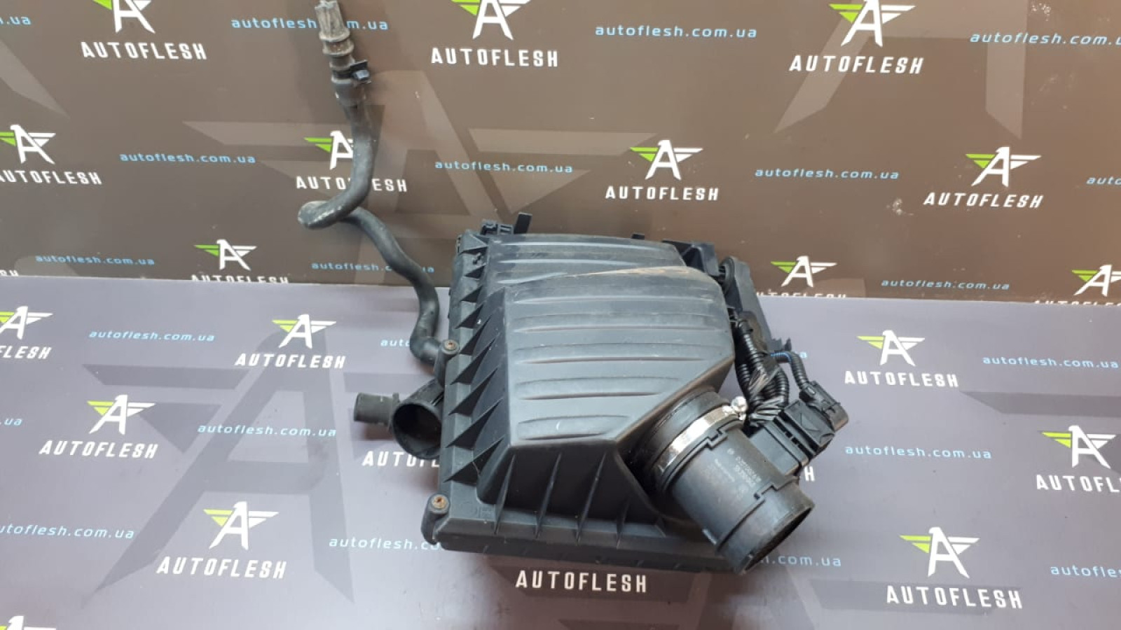 Б/у расходомер воздуха 0281002618, 55350048 для Alfa Romeo/ Chevrolet/ Fiat/ Lancia/ Opel/ Saab/ Suzuki