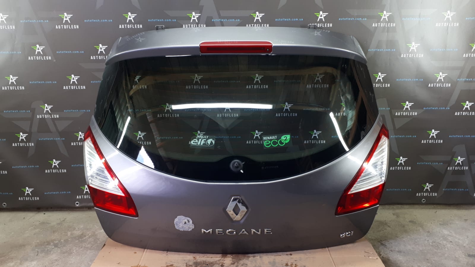 Б/у крышка багажника/ ляда 901001260R, TERNF для Renault Megane III хэтчбек