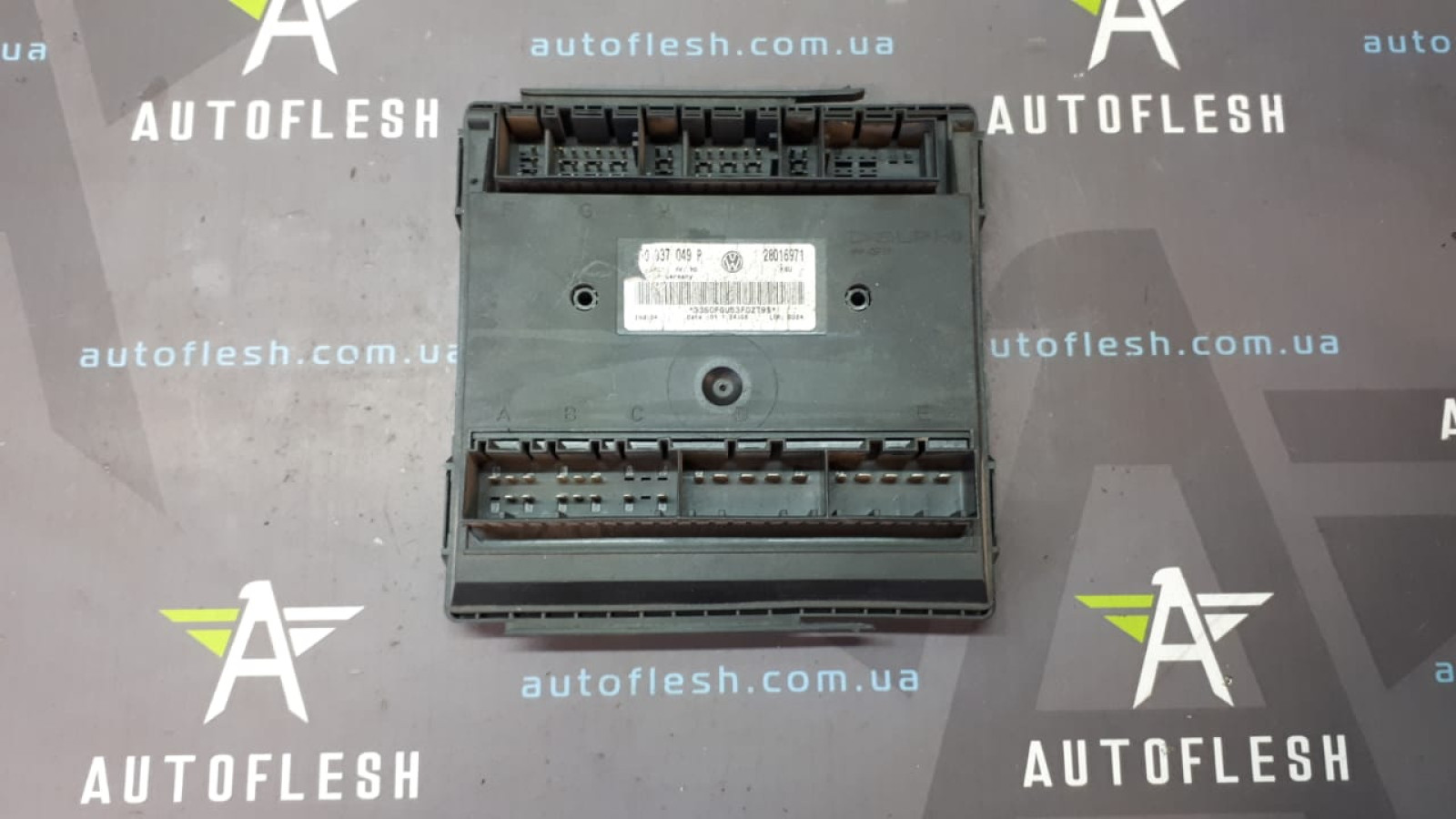 Б/у блок комфорта 7H0937049P для Volkswagen Transporter T5