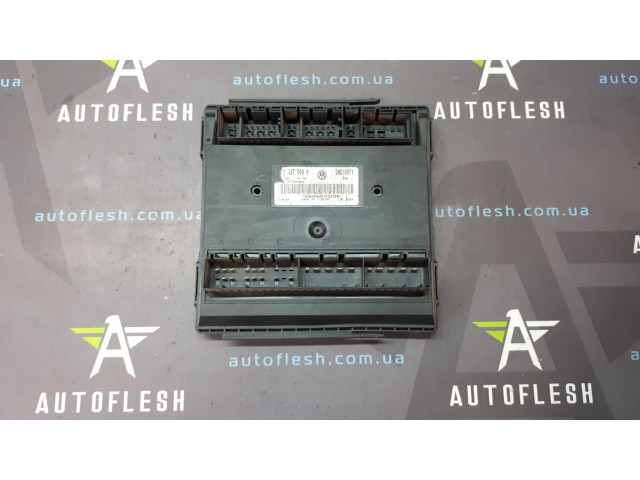 Б/у блок комфорта 7H0937049P для Volkswagen Transporter T5