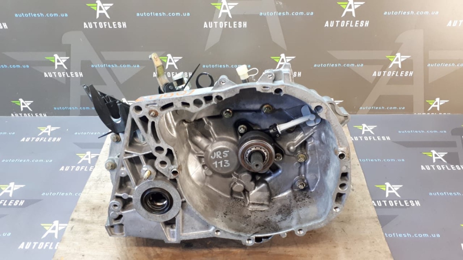 Б/у КПП/ коробка передач JR5113/ 7701717733, 1.6 для Renault Megane II/ Scenic II
