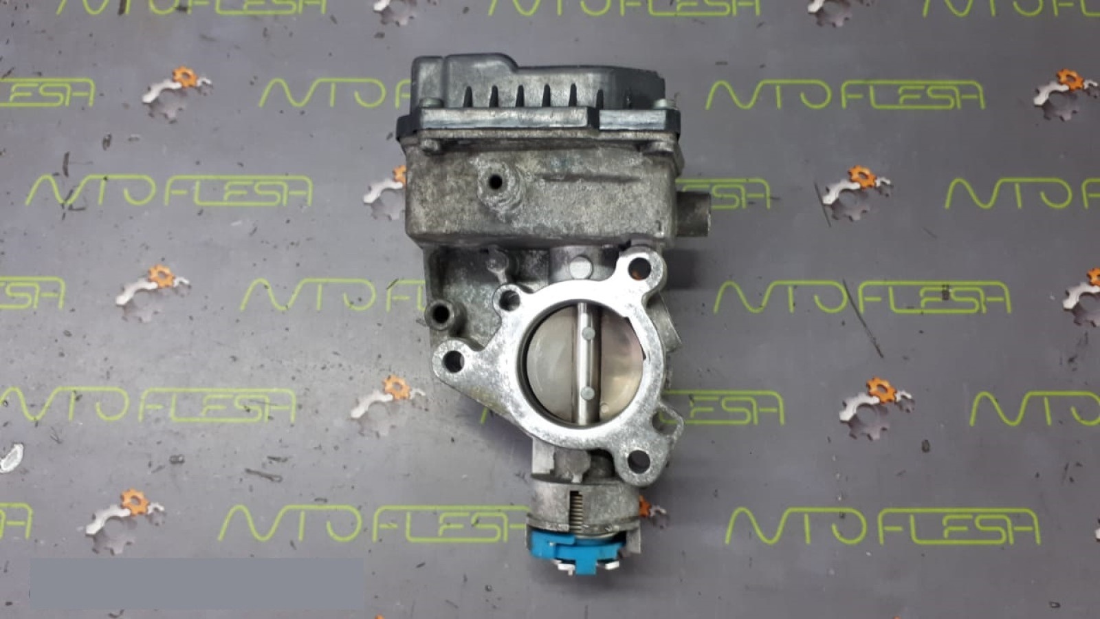 Б/у дроссельная заслонка 8200243886 для Renault Espace IV/ Grand Scenic II/ Laguna II/ Megane II/ Scenic II Б/у дроссельная заслонка 8200243886 для Renault Espace IV/ Grand Scenic II/ Laguna II/ Megane II/ Scenic II