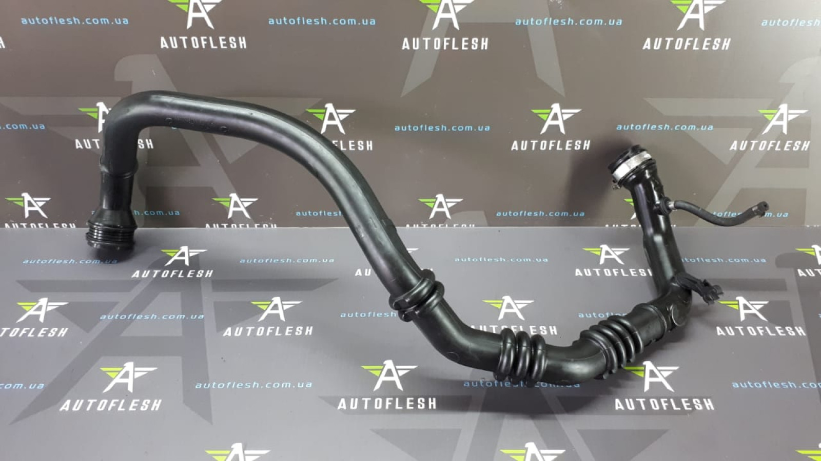 Б/у патрубок интеркулера 8200324183, 1.5 dCi для Renault Kangoo Б/у патрубок интеркулера 8200324183, 1.5 dCi для Renault Kangoo