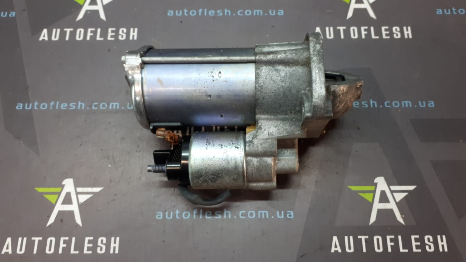 Б/у стартер 233007224R, 1.5 dCi для Mercedes/ Nissan/ Renault Б/у стартер 233007224R, 1.5 dCi для Mercedes/ Nissan/ Renault