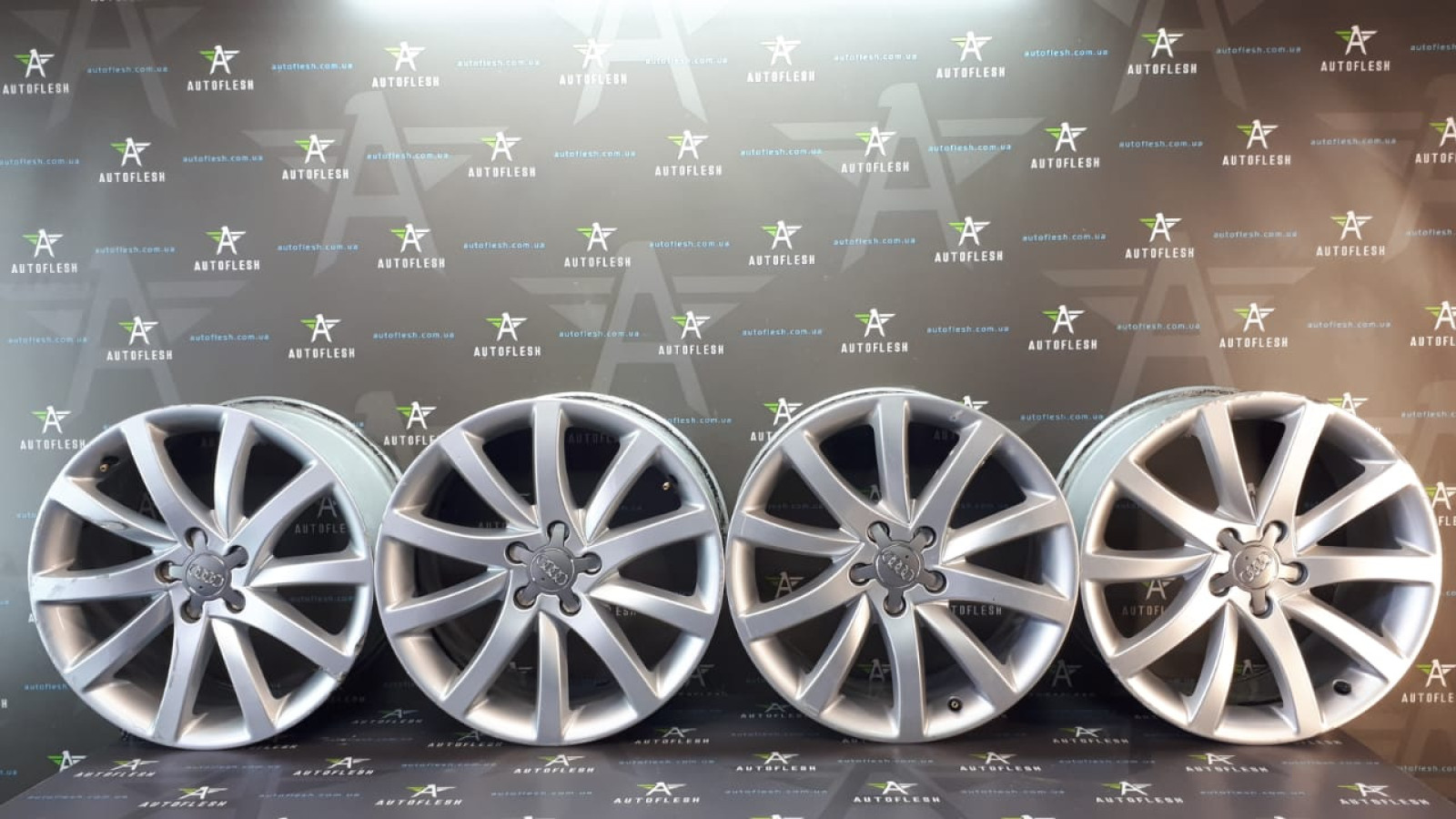 Б/у диски R18, 8K0601025BT, 8Jx18/ ET47, разболтовка 5×112 для Audi