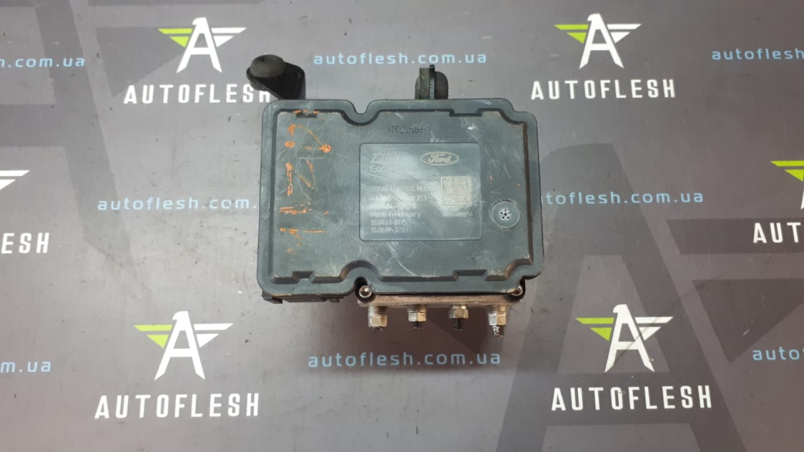 Б/у блок ABS/ насос ABS 8V612C405AG для Mazda 3 Б/у блок ABS/ насос ABS 8V612C405AG для Mazda 3