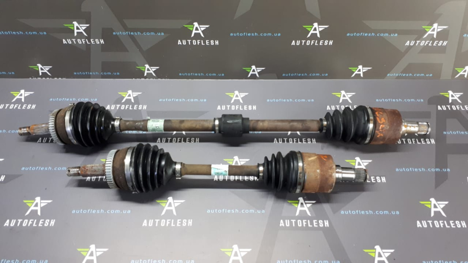 Б/у привод передний в сборе АКПП 495012E810, 495002E810, 2.0 CRDI для Hyundai Tucson Б/у привод передний в сборе АКПП 495012E810, 495002E810, 2.0 CRDI для Hyundai Tucson