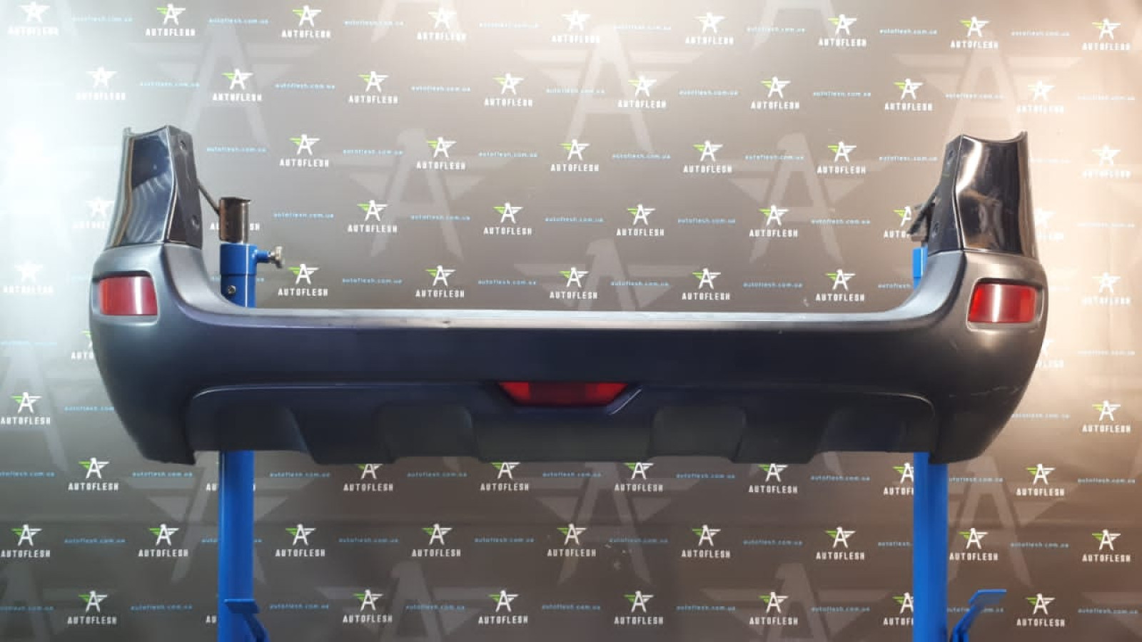 Б/у бампер задний в сборе 85022JY04H для Renault Koleos