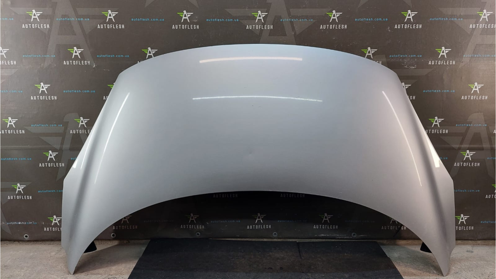 Б/у капот 651000036R для Renault Scenic III Б/у капот 651000036R для Renault Scenic III