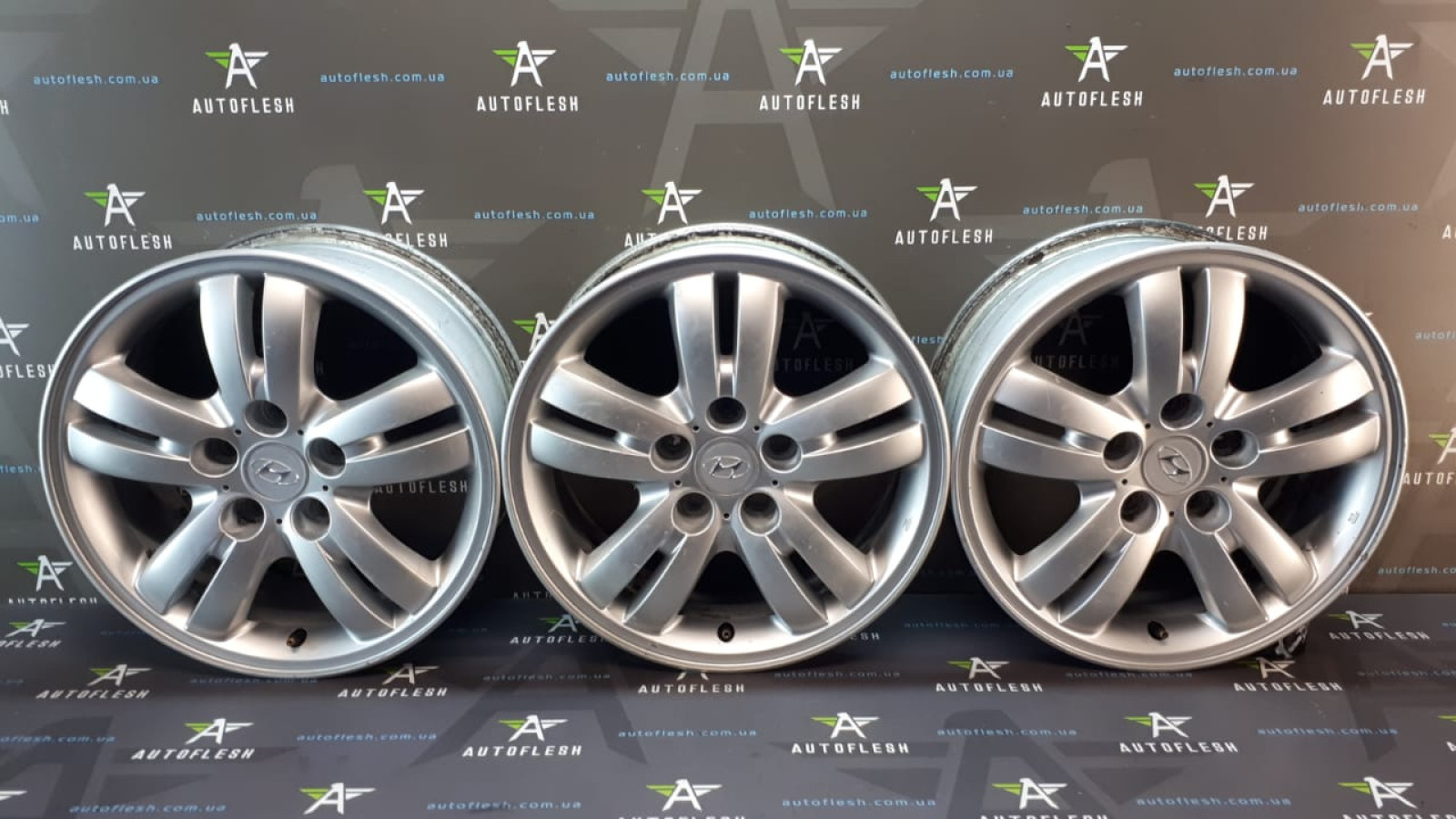 Б/у диски 529102E220, R16, 6.5Jx16/ ET41, разболтовка 5x114.3 для Hyundai Tucson, Santa Fe/ KIA Sportage