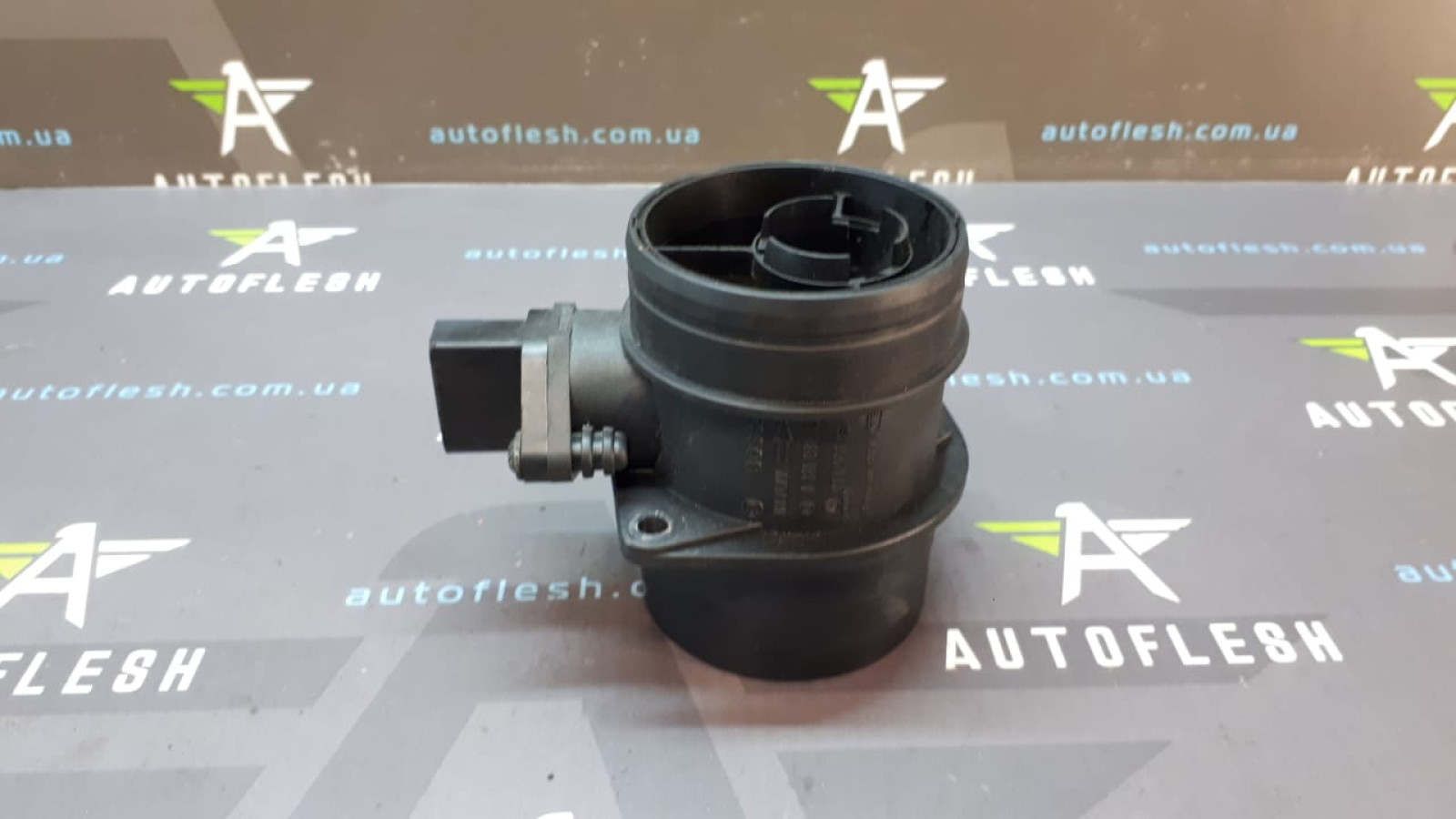 Б/у расходомер воздуха 0281002461, 074906461B для Audi/ Ford/ Seat/ Skoda/ Volkswagen