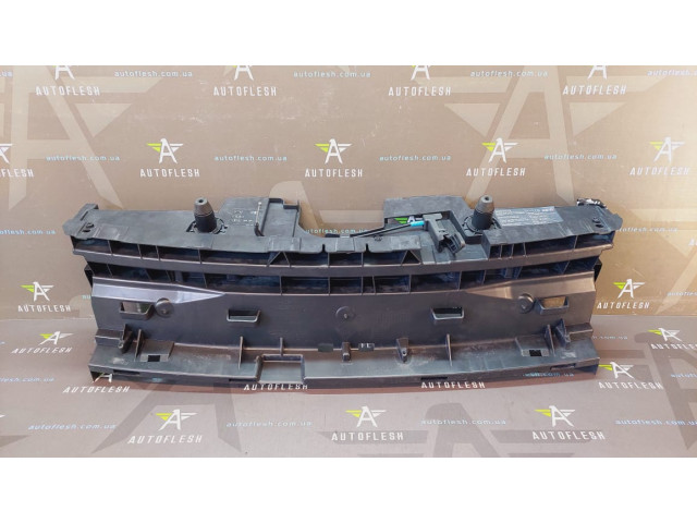 Б/у панель верхняя 6200364016R для Renault Kangoo II