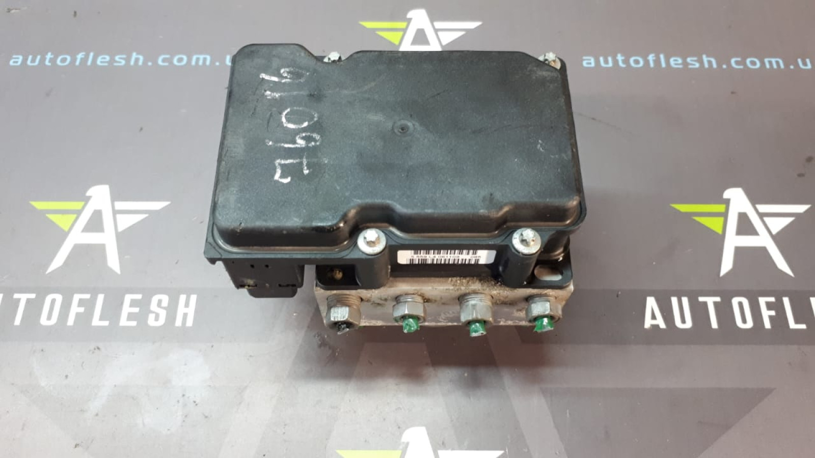 Б/у блок ABS/ блок АБС 0265801018, 0265232718, 476604621R для Dacia Logan/ Logan MCV/ Sandero