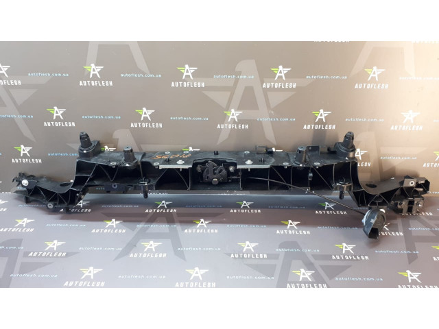 Б/у усилитель передней панели 752108751R для Renault Zoe