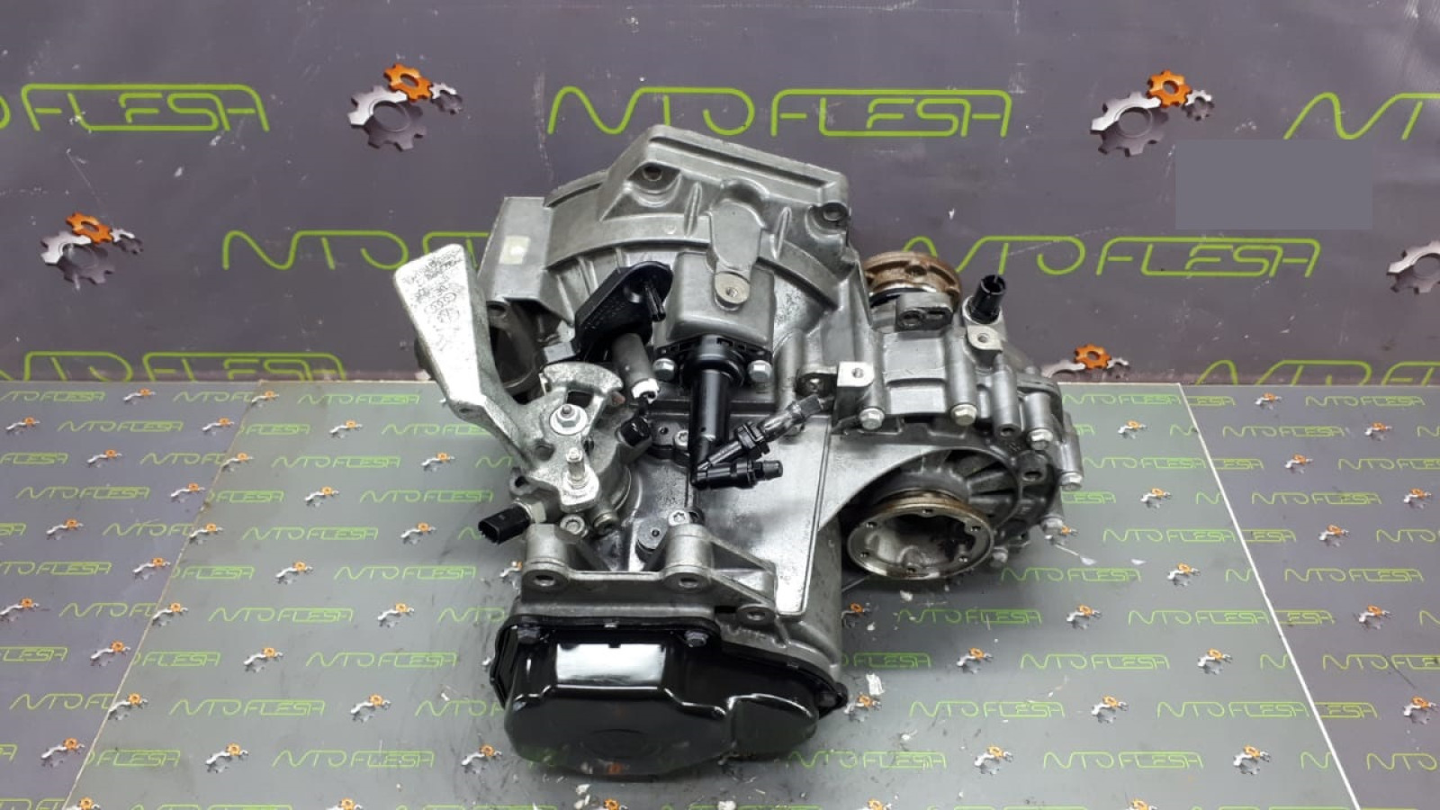 Б/у КПП/ коробка передач ''KFK'', 1.6 TDi для Audi/ Seat/ Skoda/ Volkswagen Б/у КПП/ коробка передач ''KFK'', 1.6 TDi для Audi/ Seat/ Skoda/ Volkswagen