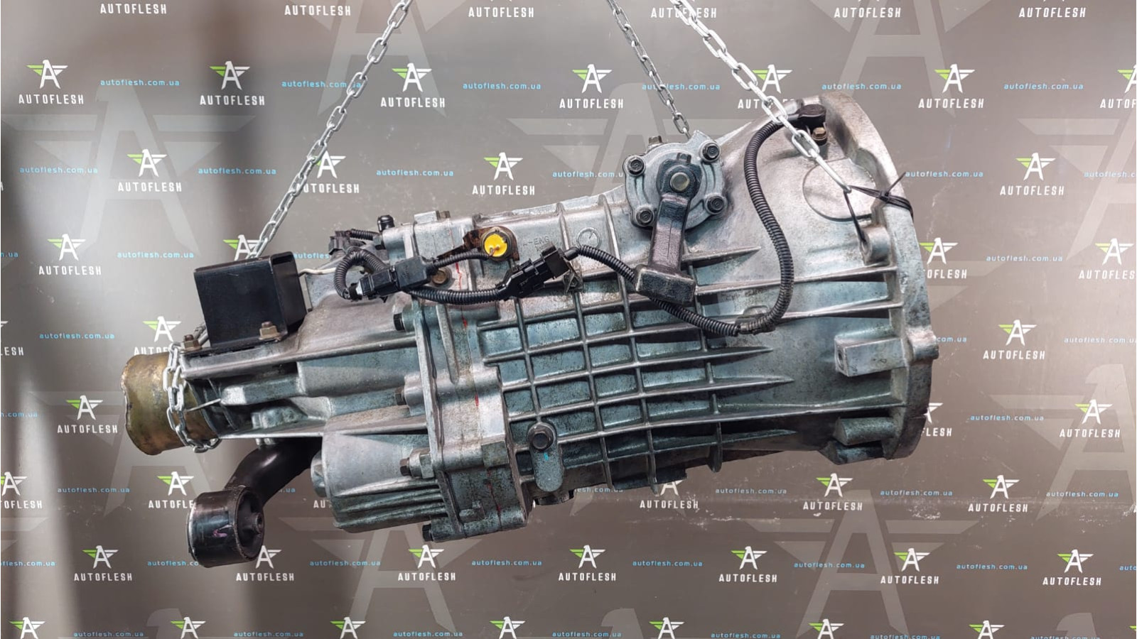 Б/у КПП/ коробка передач в сборе M5SR1/ 4300049601, 2.5 CRDI для Hyundai H-1 Б/у КПП/ коробка передач в сборе M5SR1/ 4300049601, 2.5 CRDI для Hyundai H-1