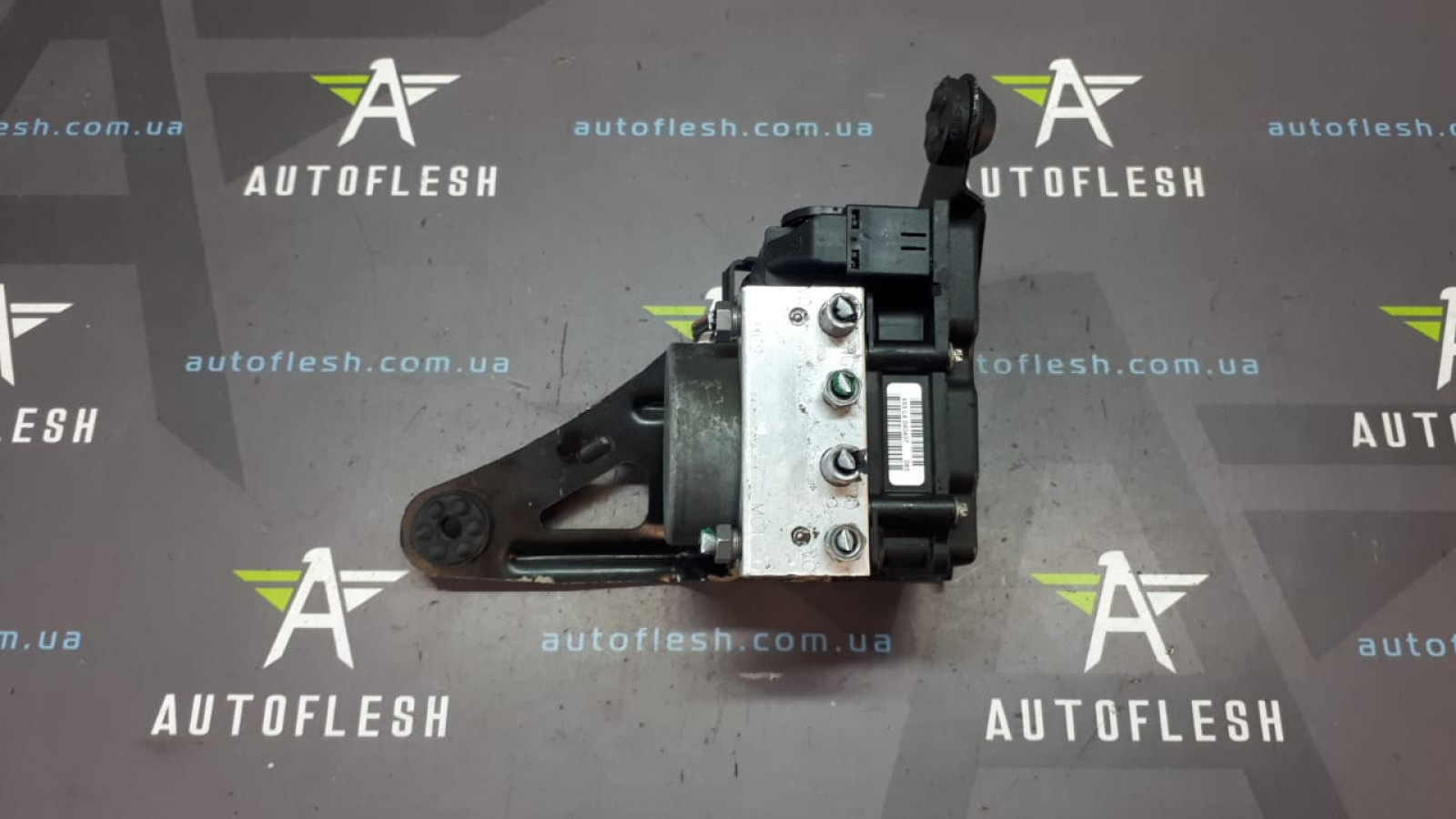 Б/у блок ABS/ насос ABS 0265232067, 8200737985 для Renault Grand Scenic II/ Megane II/ Scenic II