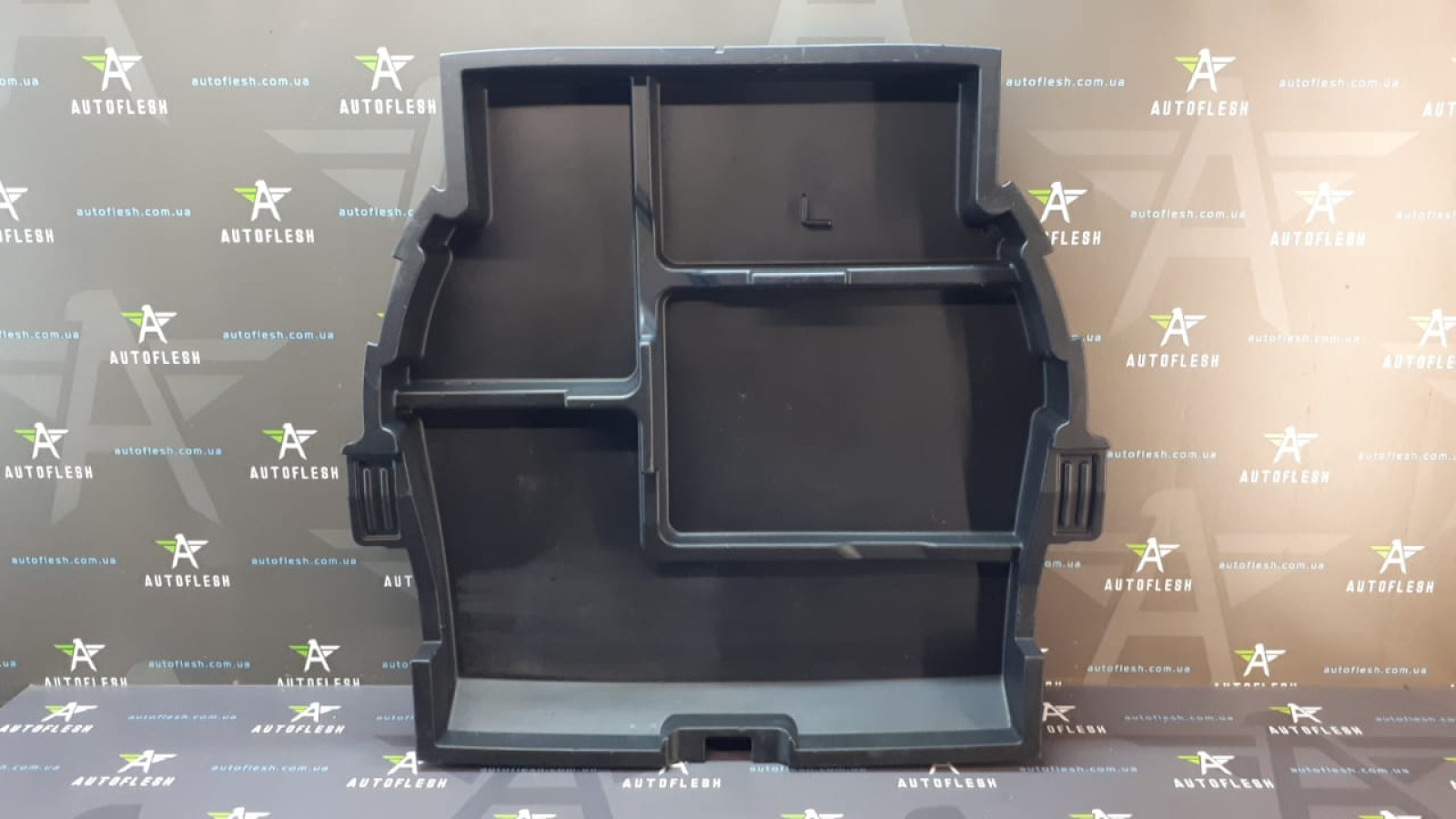 Б/у пол багажника/ органайзер багажника 76850-34000 для SsangYong Korando