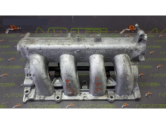 Б/у коллектор впускной 8200257339, 2.0 для Renault Espace IV/ Grand Scenic II/ Laguna II/ Megane II/ Scenic II Б/у коллектор впускной 8200257339, 2.0 для Renault Espace IV/ Grand Scenic II/ Laguna II/ Megane II/ Scenic II