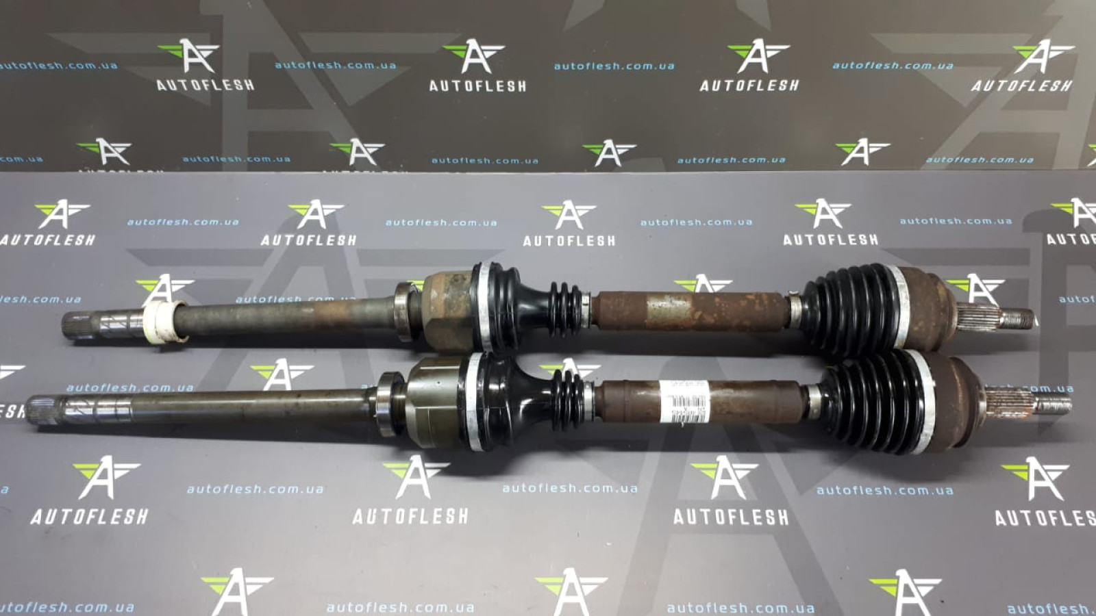 Б/у привод передний правый/ полуось 8200405445, 1.9 dCi для Renault Laguna II