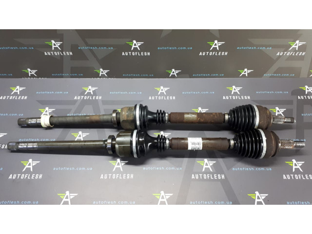 Б/у привод передний правый/ полуось 8200405445, 1.9 dCi для Renault Laguna II