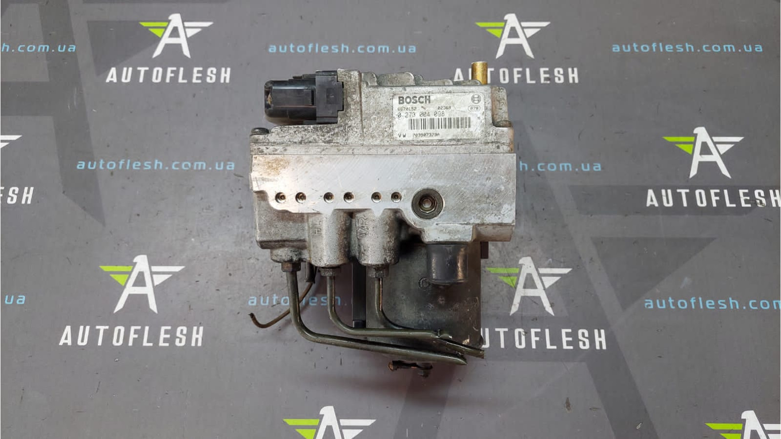 Б/у блок ABS 0265220008, 0273004098, 2.5 TDI для Volkswagen Transporter T4 Б/у блок ABS 0265220008, 0273004098, 2.5 TDI для Volkswagen Transporter T4