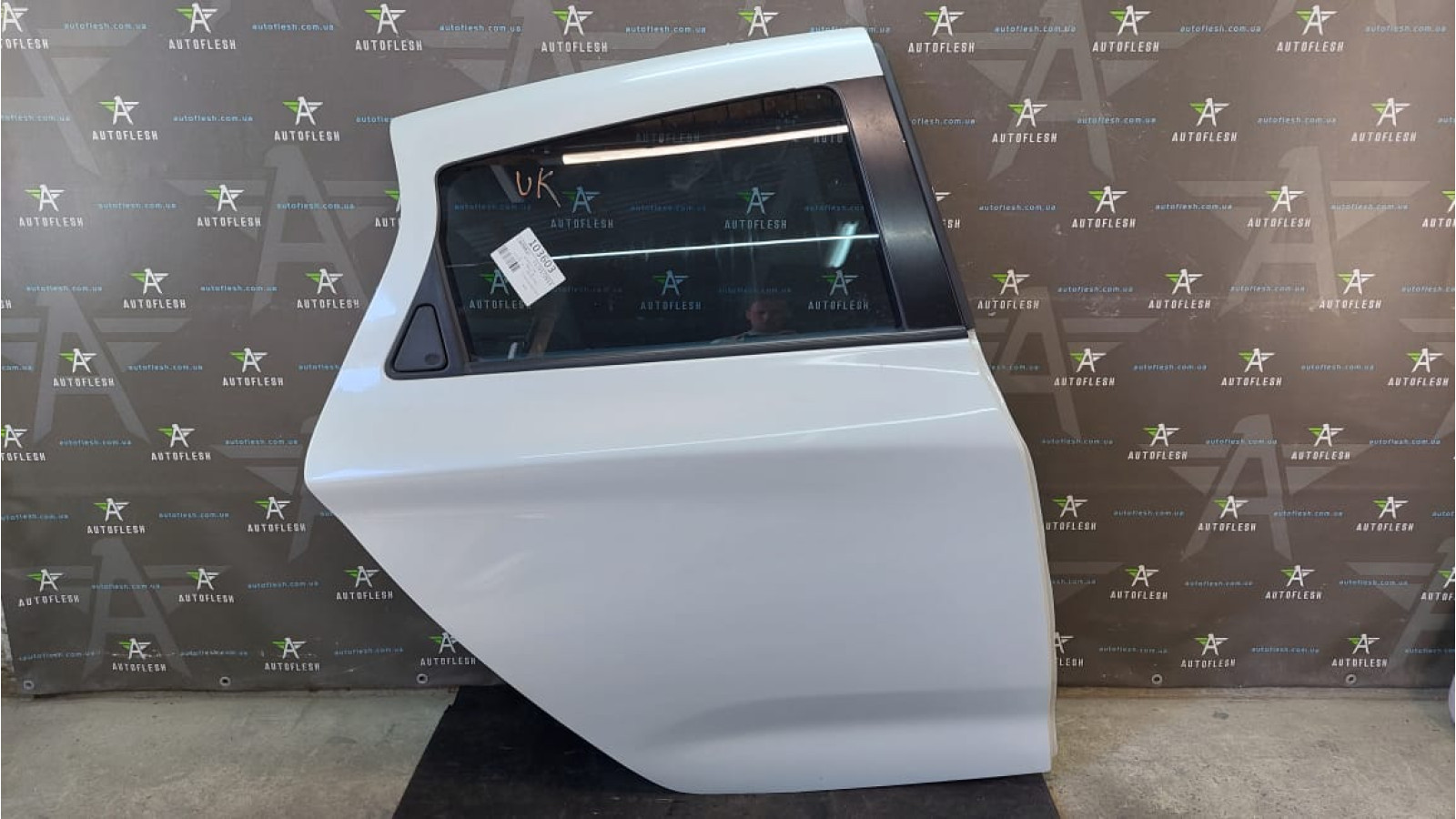 Б/у дверь задняя левая/ правая 821013991R, 821003929R для Renault Zoe