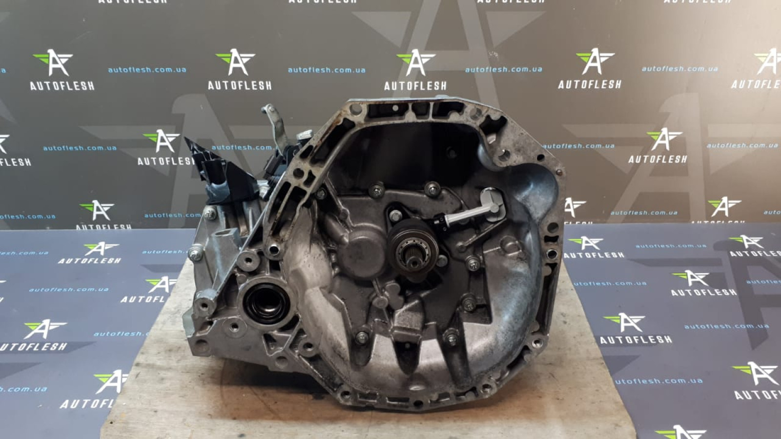 Б/у КПП/ коробка передач JR5124, 1.5 dCi для Dacia/ Nissan/ Renault