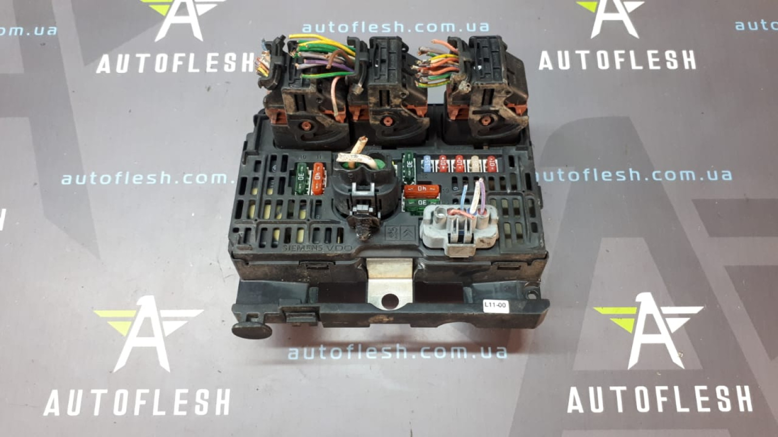 Б/у блок предохранителей/ блок BSM 9661682980 для Citroen/ Fiat/ Peugeot