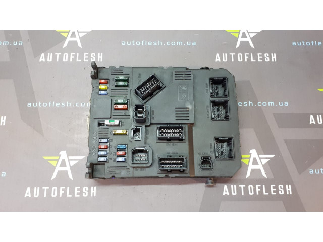 Б/у блок предохранителей 9653667580 для Citroen Xsara Picasso/ Peugeot 206