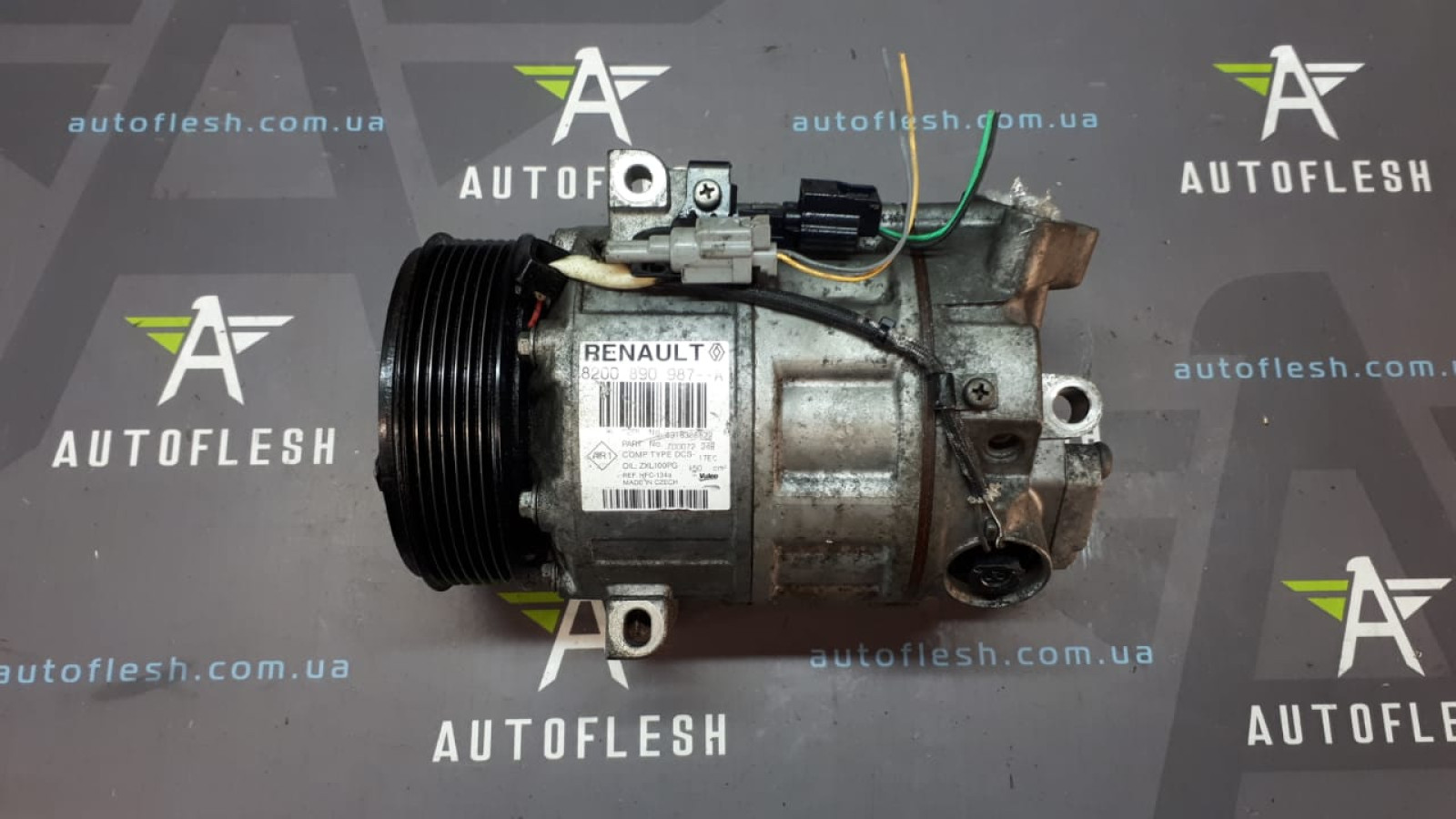 Б/у компрессор кондиционера 8200890987 для Nissan X-Trail/ Renault Laguna III