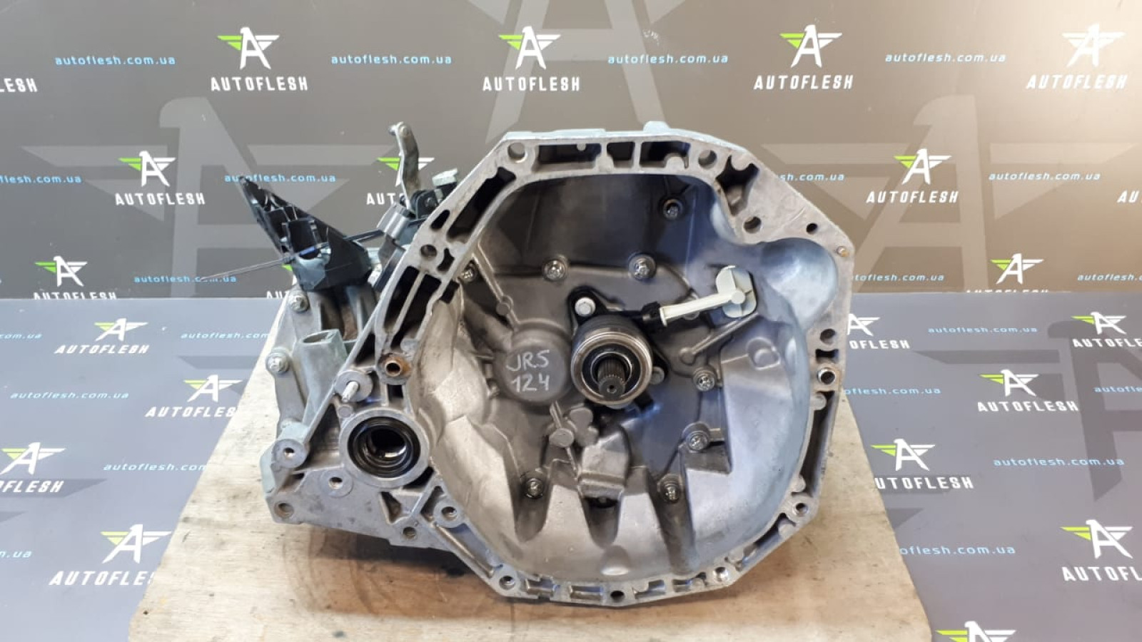 Б/у КПП/ коробка передач в сборе JR5124, 1.5 dCi для Dacia/ Nissan/ Renault Б/у КПП/ коробка передач в сборе JR5124, 1.5 dCi для Dacia/ Nissan/ Renault