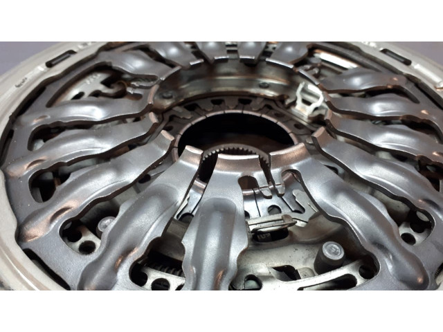 Б/у комплект сцепление EDC DC4 305015152R, 1.5 dCi для Dacia/ Renault Б/у комплект сцепление EDC DC4 305015152R, 1.5 dCi для Dacia/ Renault