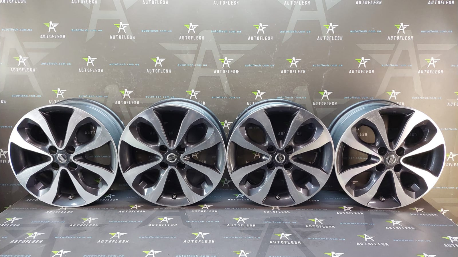 Б/у диски R16, KE409-3V101, 16x6J/ ET45, разболтовка 4x100 / DIA: 60.1 для Dacia/ Nissan/ Renault